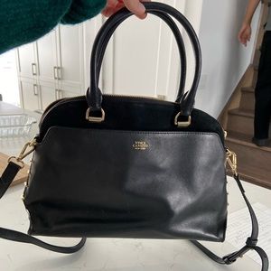 BLACK VINCE CAMUTO PURSE !
